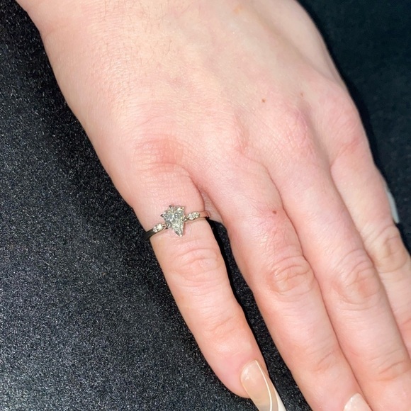 14k White Gold Diamond Pear Engagement Ring - Picture 4 of 7